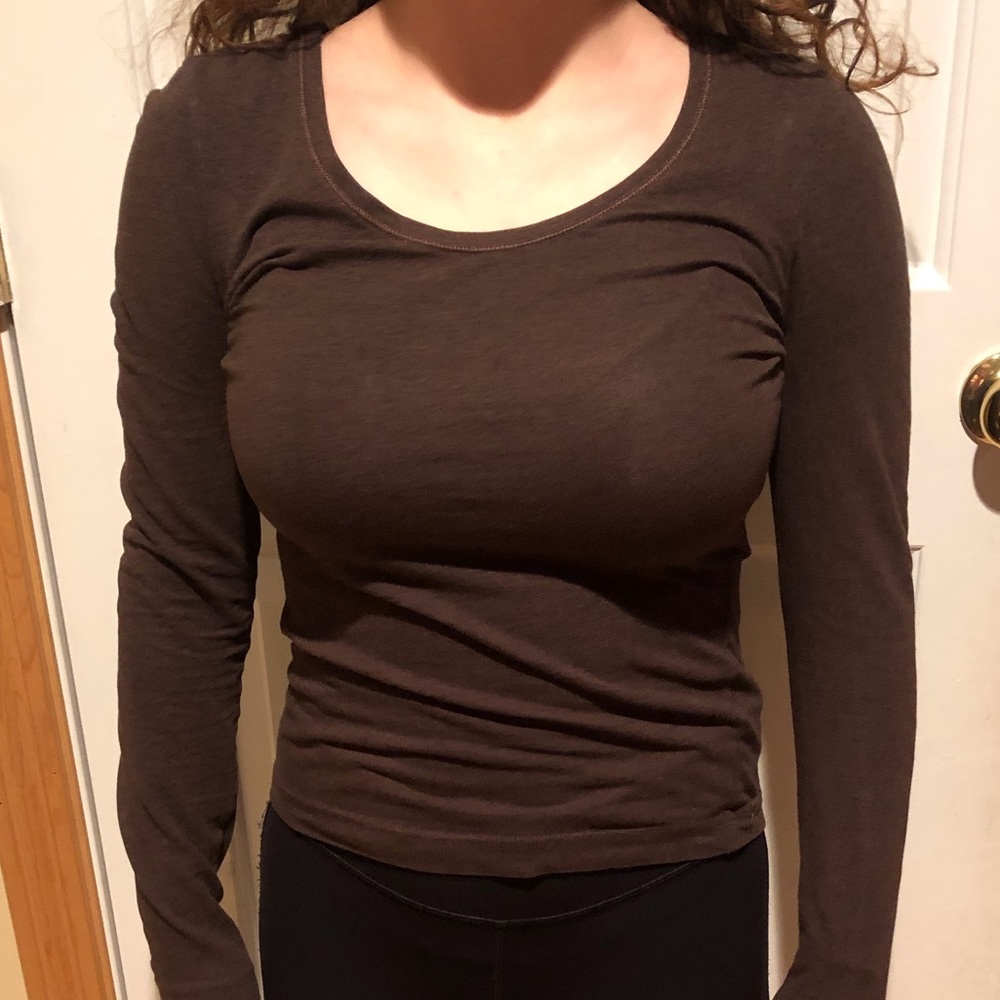 Brown long sleeve tshirt